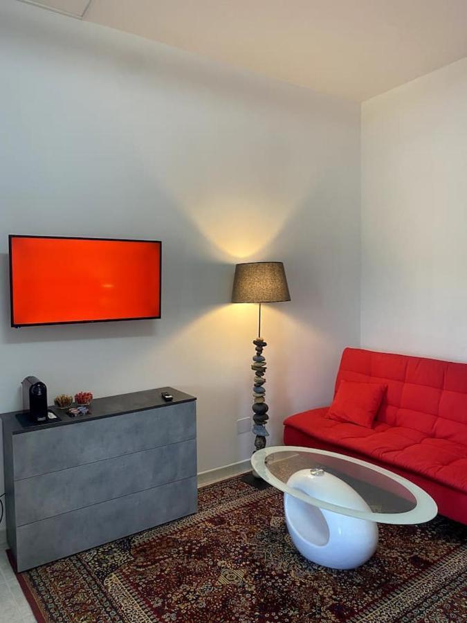 Mini Red Hub - Design Apartment Sant'Agapito Ngoại thất bức ảnh